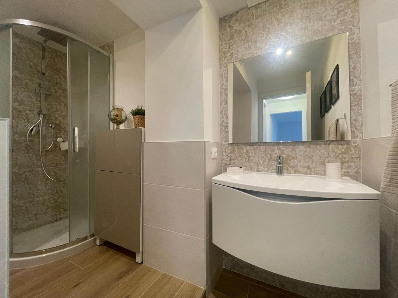 Cairoli14 Apartment เบรเชีย ภายนอก รูปภาพ