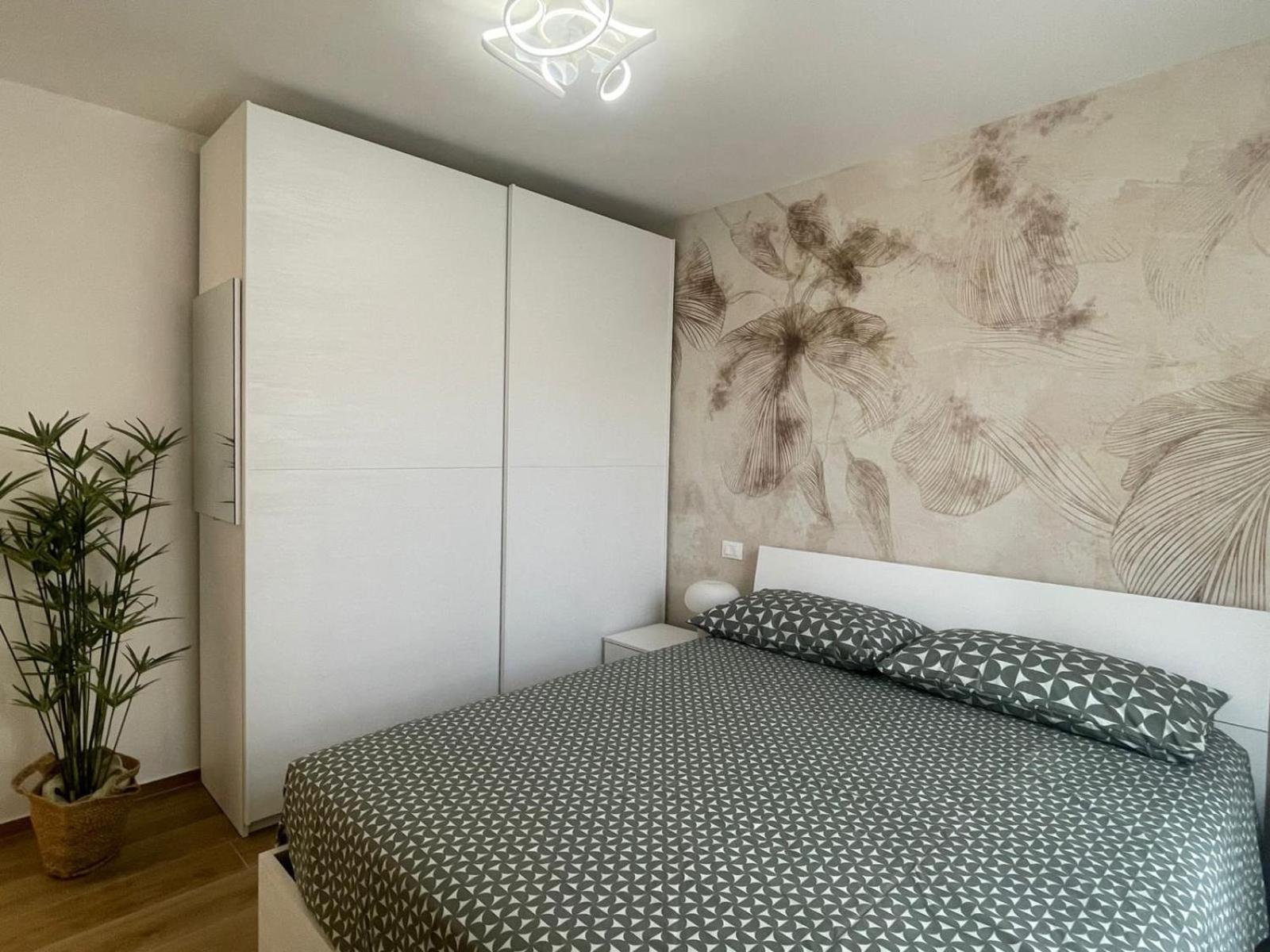 Cairoli14 Apartment เบรเชีย ภายนอก รูปภาพ